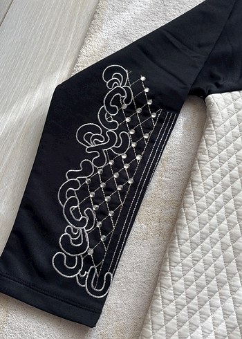 Kadın Beyaz Örgü Detaylı Uzun Kollu Sweatshirt - Görsel 2