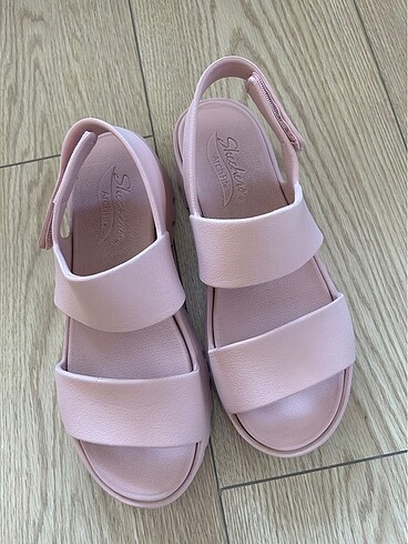 36 Beden pembe Renk Skechers sandalet(pembe)