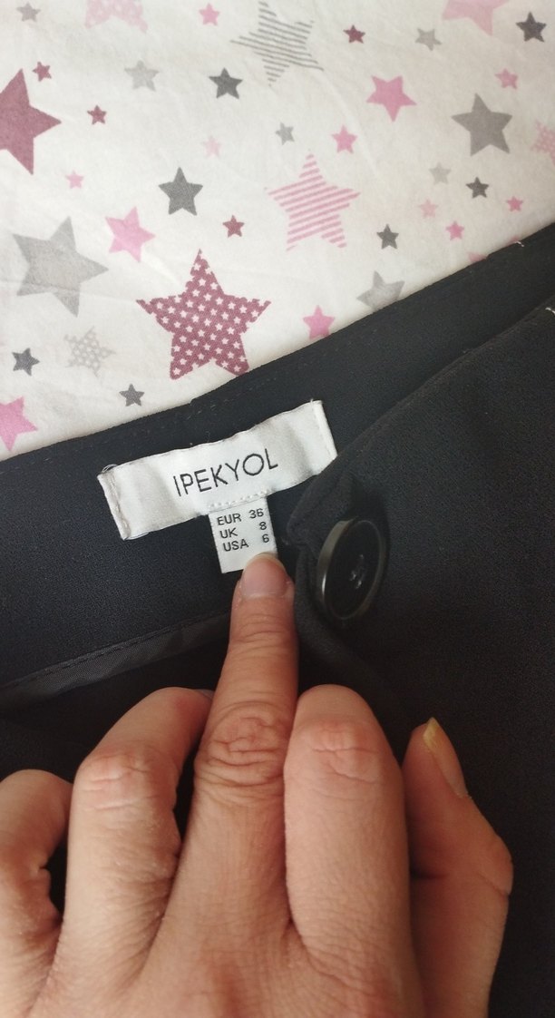 Kadın Siyah Dikiş Detaylı Kumaş Pantolon - Görsel 3