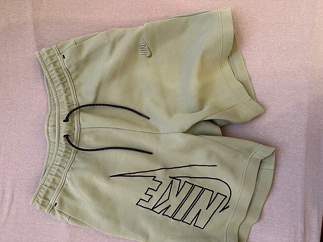 Nike tech
