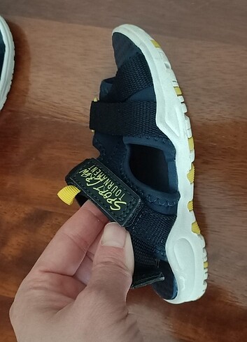 25 Beden lacivert Renk H&M ERKEK COCUK SANDALET 25 numara 