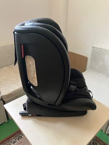 9- 36 kg Beden siyah Renk Kraft 9/36 kg isofix 2 kademeli oto koltuğu