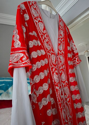 Nakışlı Kırmızı V Yakalı Uzun Bohem Elbise - Görsel 4