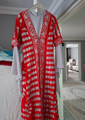 Nakışlı Kırmızı V Yakalı Uzun Bohem Elbise - Görsel 5