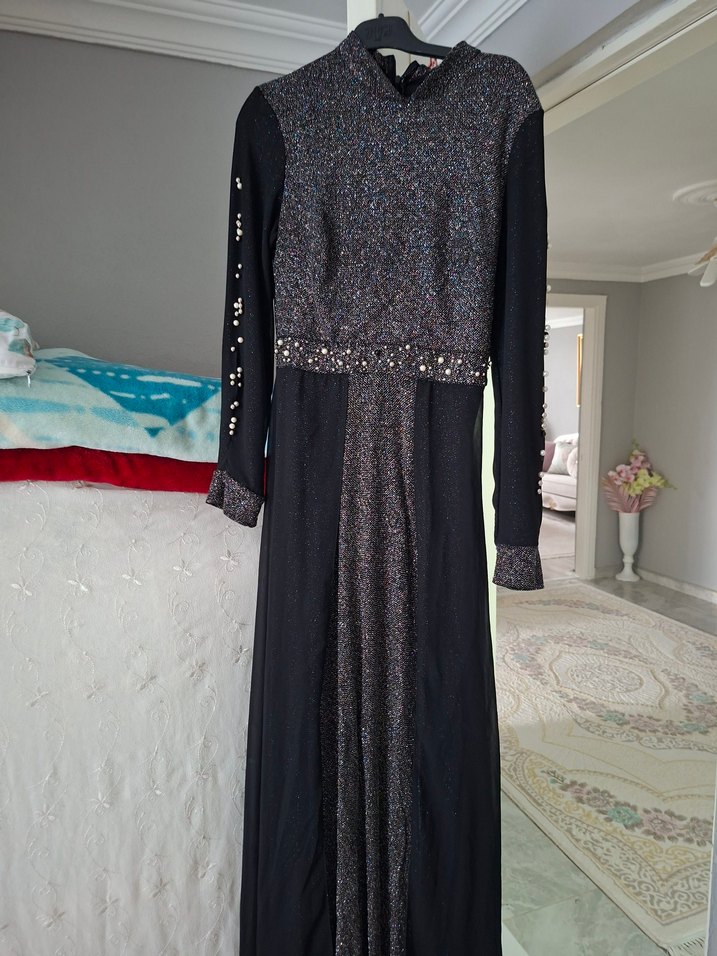 Uzun Siyah Gotik Drapeli Kadın Abiye Elbise - Görsel 3