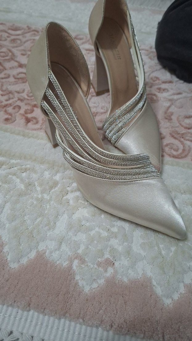 Bej Yüksek Topuklu Kadın Abiye Ayakkabı - Görsel 3