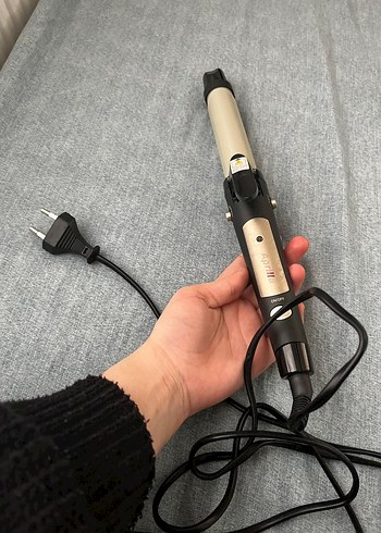 Siyah ve gri saç şekillendirici maşası - Görsel 6