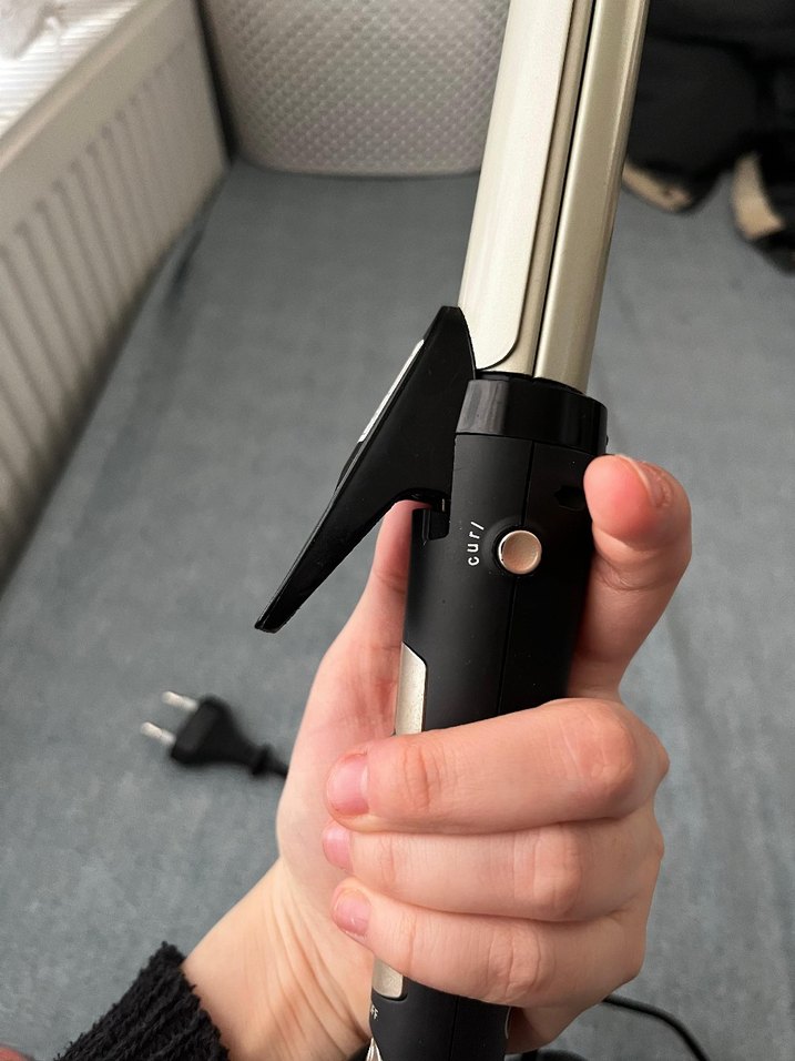 Siyah ve gri saç şekillendirici maşası - Görsel 3