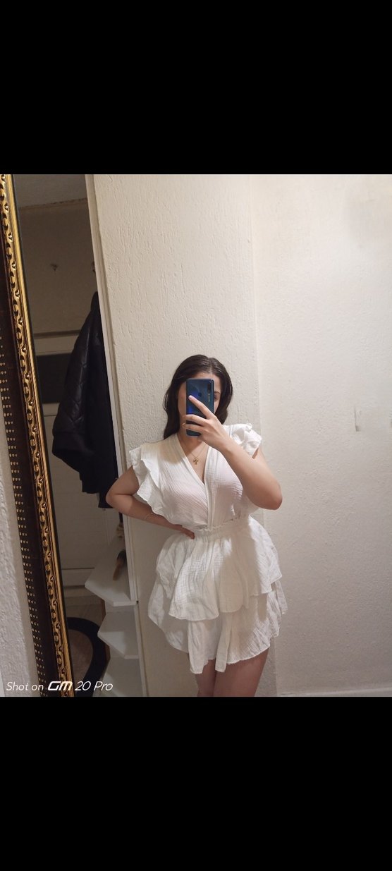 V Yaka Beyaz Mini Elbise - Görsel 2