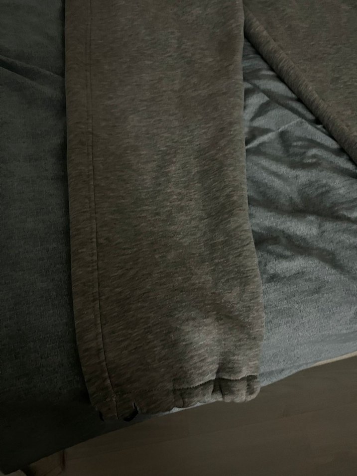 Gri Nakışlı  Eşofmanı - Görsel 4