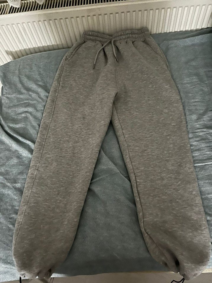 Gri Nakışlı  Eşofmanı - Görsel 2