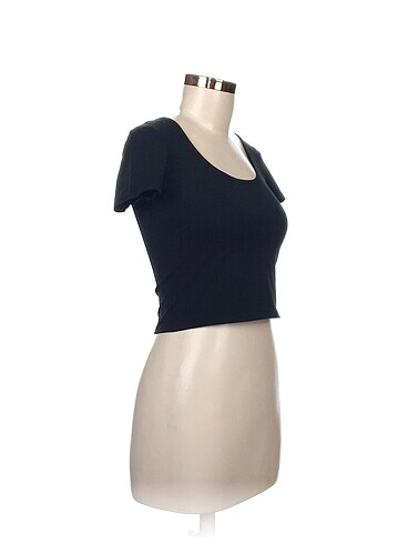 H&M H&M T-shirt %70 İndirimli.