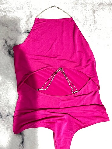 Fuşya rengi göbek detay tasarim bikini - Görsel 4