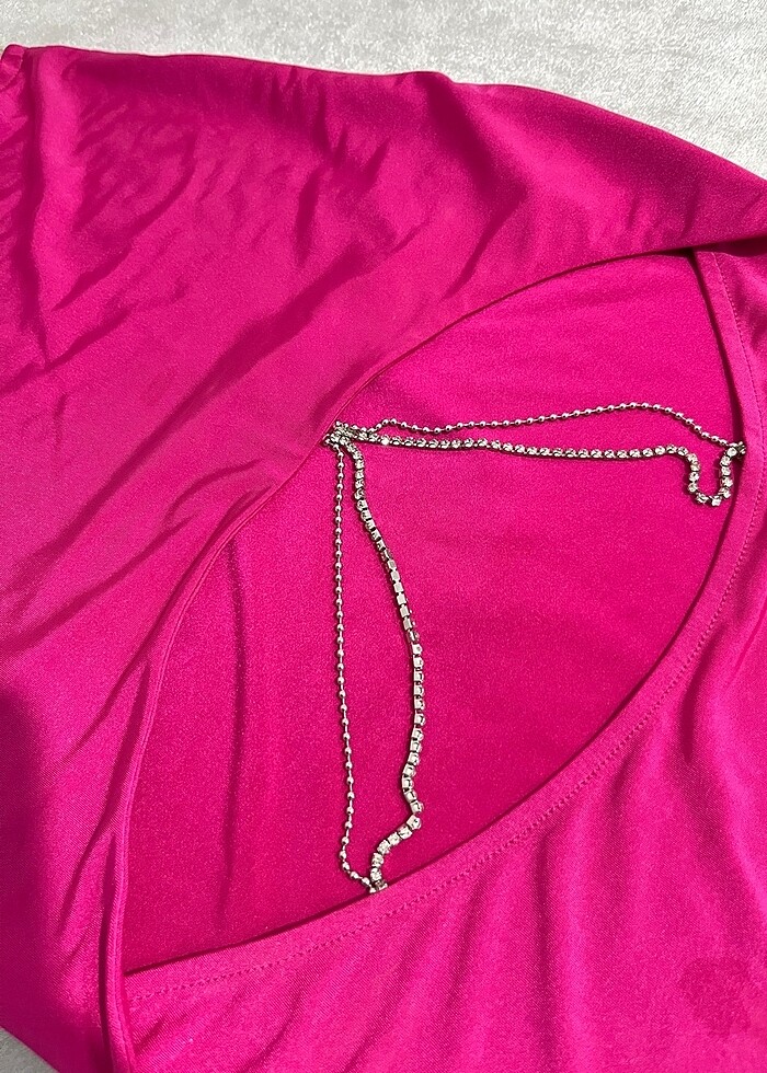 Fuşya rengi göbek detay tasarim bikini - Görsel 2