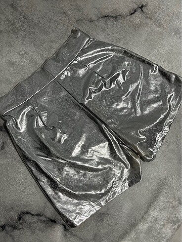 Sortlu etek - Görsel 3