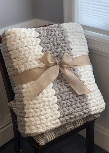 Nakışlı Kahverengi Örgü  Battaniye - Görsel 9