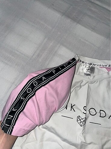 s Beden Pink Soda Crop