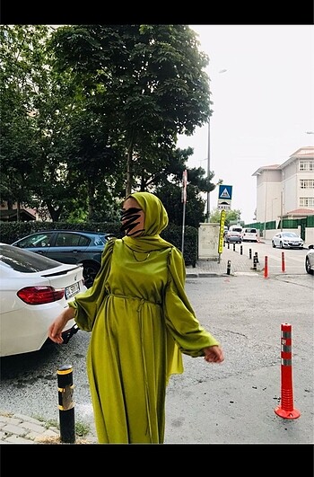 38 Beden Yağ yeşili saten tesettür abiye