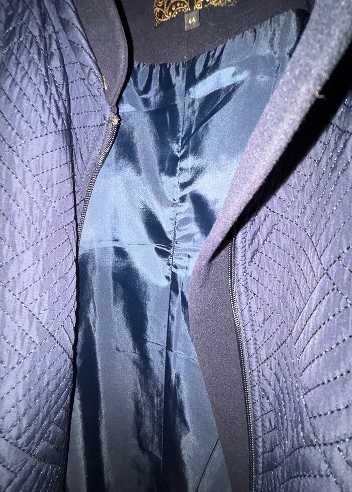 Kapitone kaşe kaban - Görsel 3