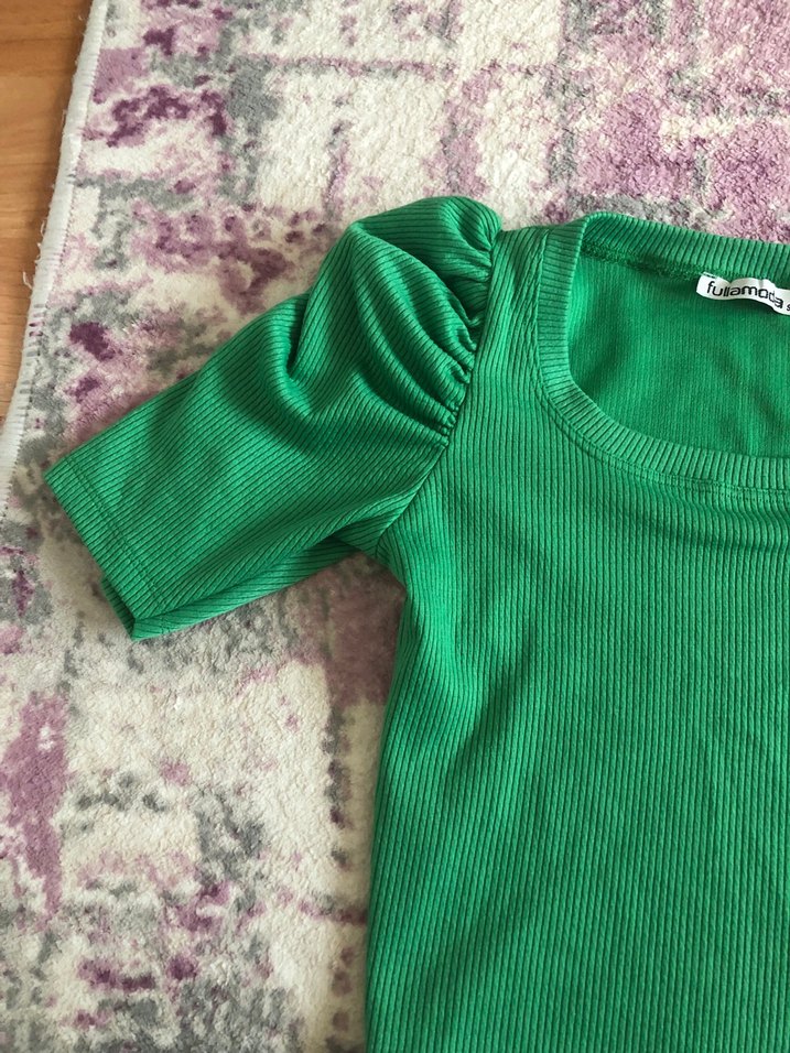 Balon kol Yeşil Kısa Kollu crop / bluz - Görsel 2