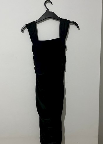 Püsküllü Siyah Midi Mezuniyet Elbisesi - Görsel 2