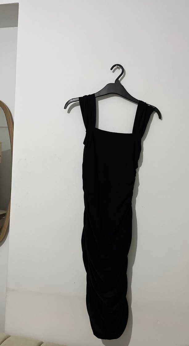 Püsküllü Siyah Midi Mezuniyet Elbisesi - Görsel 5