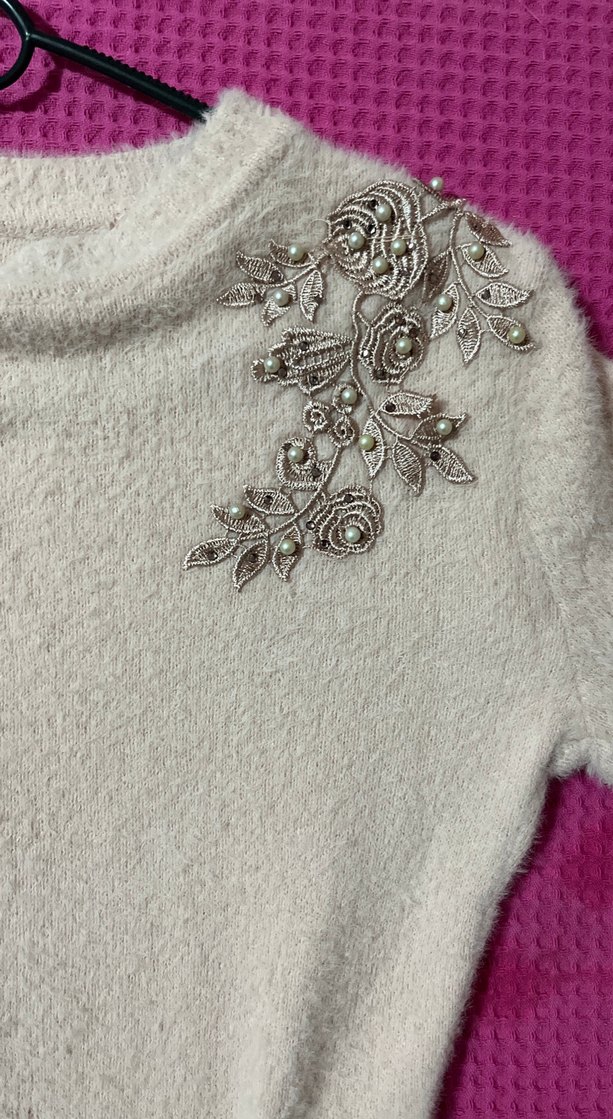 Nakışlı Pembe Kısa Kadın Kazak - Görsel 2