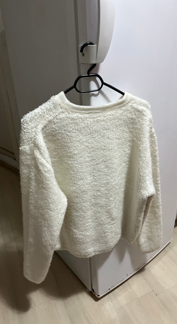 Düğmeli Beyaz Kadın Triko Kazak - Görsel 4