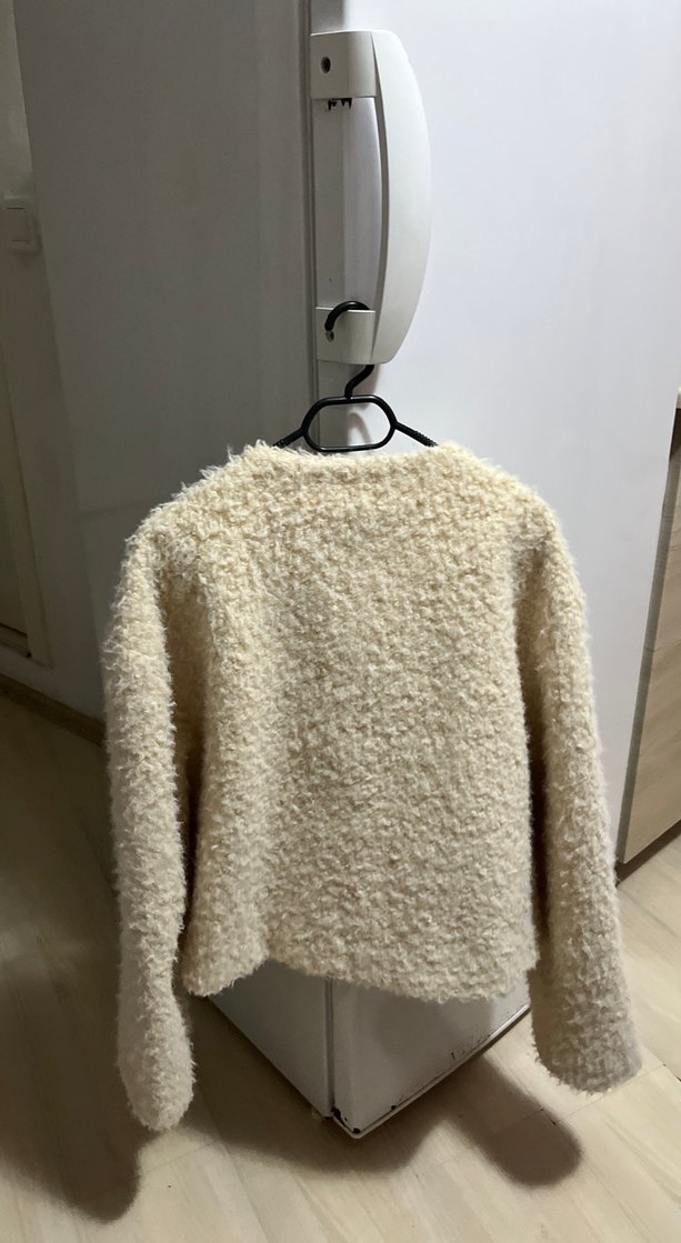 Beyaz Uzun Kollu Midi Yün Puff Mont - Görsel 4