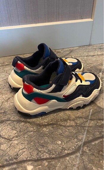 Zara Marka Çocuk Spor Ayakkabısı
