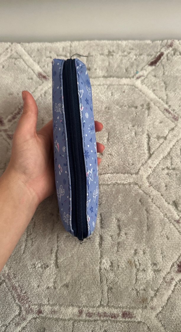 Hafif desenli çok renkli tek gözlü kız kalem kutusu - Görsel 4