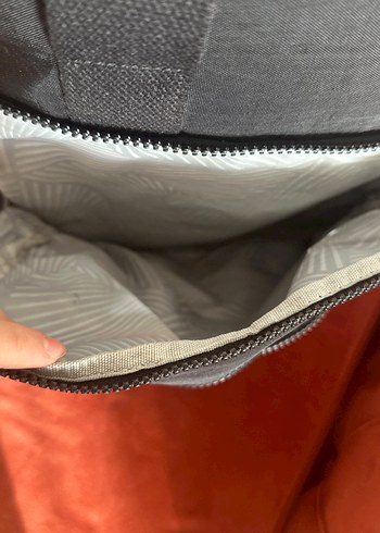 Siyah Fermuarlı Kadın Sırt Çantası - Görsel 5