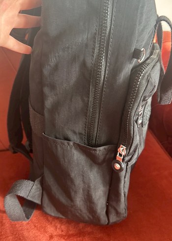 Siyah Fermuarlı Kadın Sırt Çantası - Görsel 7