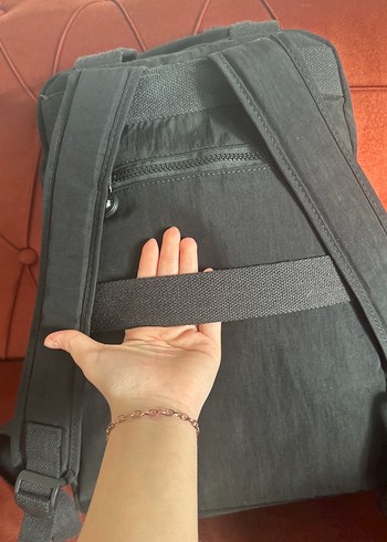 Siyah Fermuarlı Kadın Sırt Çantası - Görsel 9