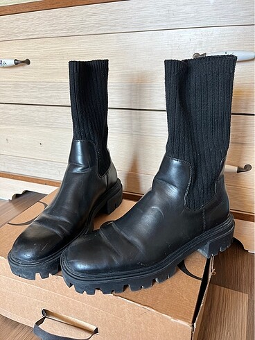 Zara Zara Chelsea Bot
