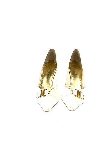 37,5 Beden Vintage Love Stiletto %70 İndirimli.
