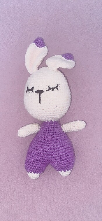 Amigurumi örgü tavşan