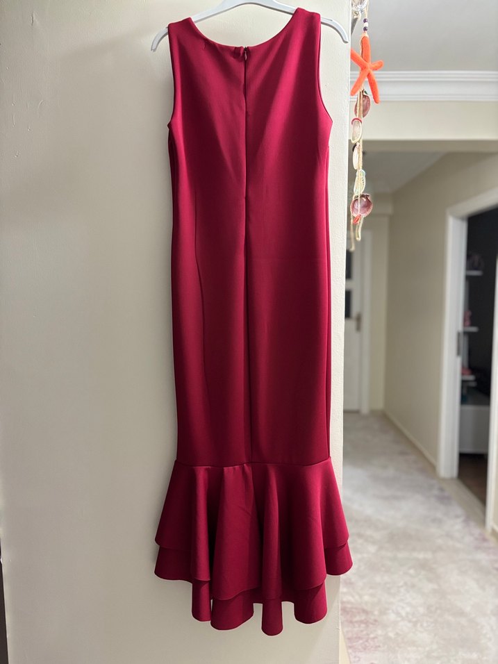 Bordo Uzun Fırfırlı Kolsuz Elbise - Görsel 2