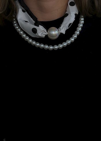 Beyaz Boncuklu Midi Kolye - Görsel 3