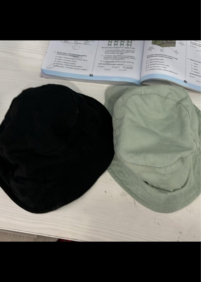 İki tane balıkçı şapkası siyah ve su yeşili - Görsel 3