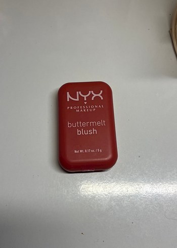 NYX