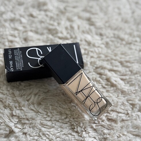 Nars NARS fondöten