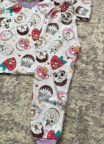 5 yaş pamuklu pijama takımı ???? - Görsel 2