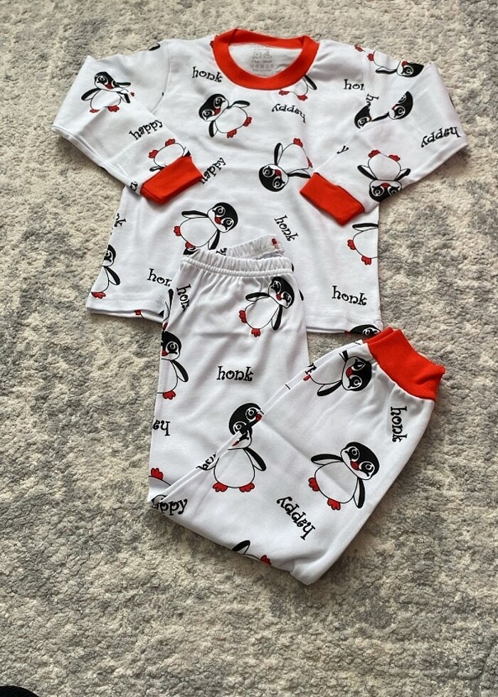 3 yaş pamuklu pijama takımı ???? - Görsel 5