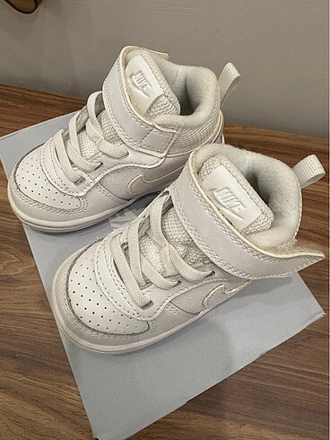 21 Beden Nike bebek ayakkabı