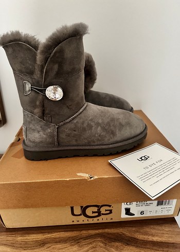 Gri Süet Tüylü Kadın Botu - Görsel 4