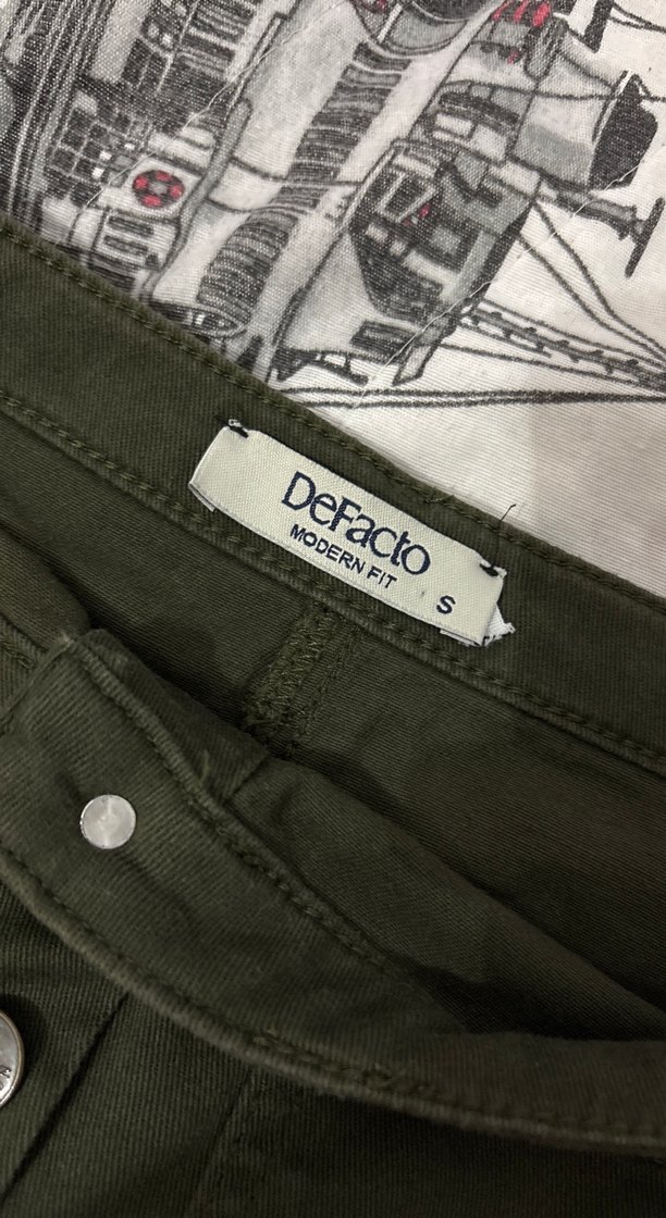 Düğmeli Koyu Haki Mini Etek - Görsel 3