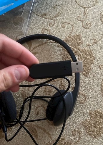 Siyah Kulak Üstü Kablolu Kulaklık - Görsel 2