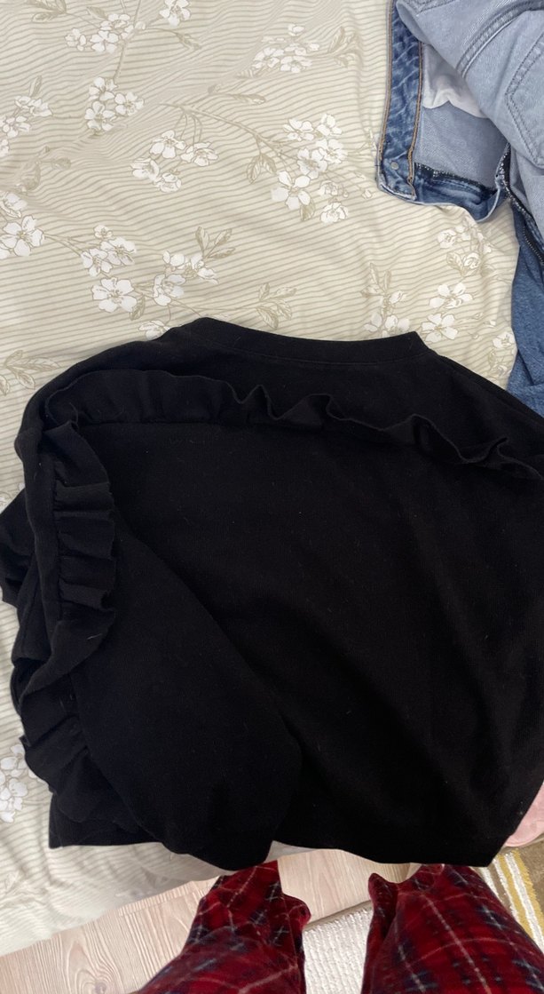 Kadın Siyah Fırfırlı Salaş Kazak - Görsel 2