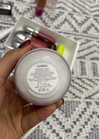 Kiko Milano Invisible Touch Face Fixing Transparan Mat Pudra - Görsel 3